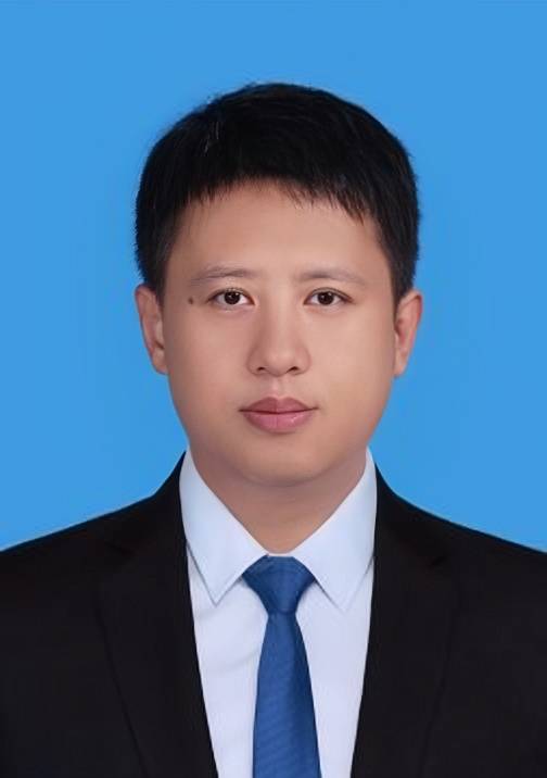 王中伟（河南省漯河市召陵区委书记、区人武部党委第一书记）
