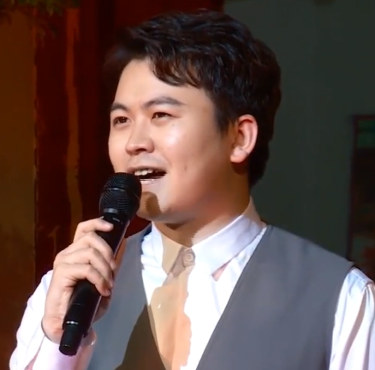陈志诚（中国男配音演员）