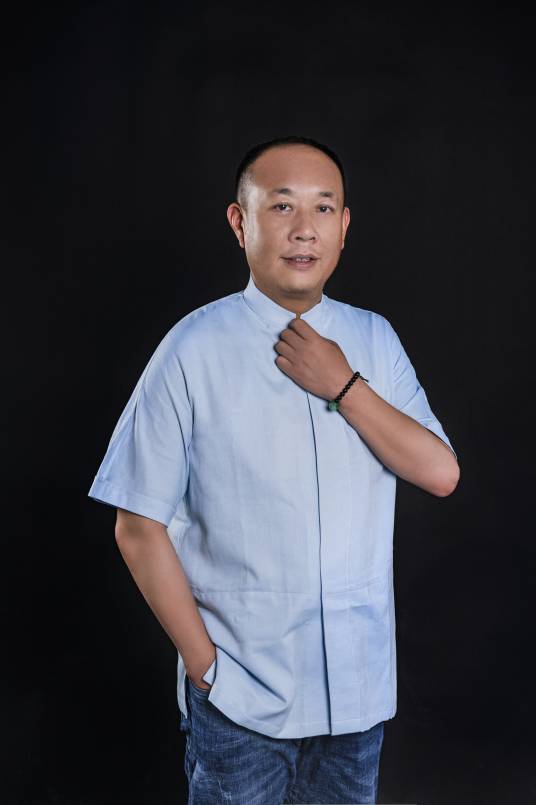 曹天（中国公益人士、体育企业创始人）