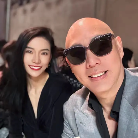 杨振兆MARK YOUNG