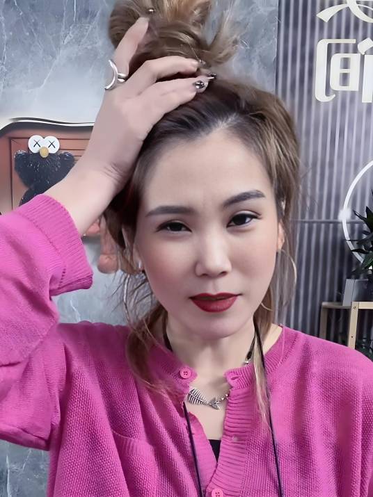 二英英服装百搭