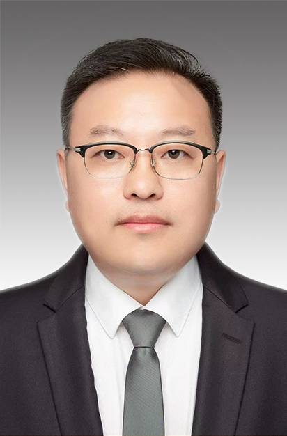 董绍华（欧洲自然科学院外籍院士、中国石油大学教授）