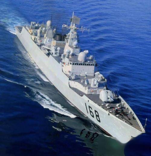 052B型驱逐舰（中国海军052系列驱逐舰的重要过渡型号）
