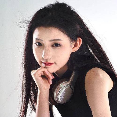 李丫丫（短剧女演员）