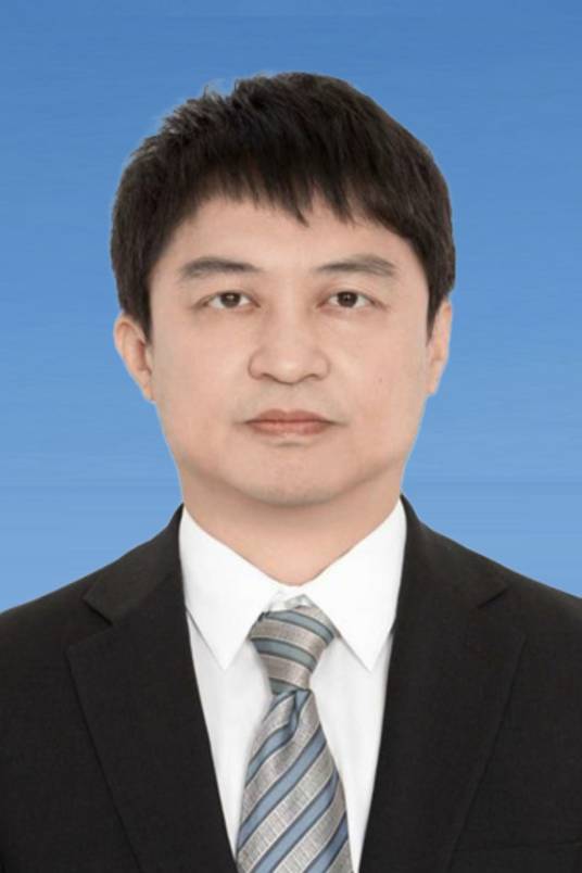 范冰（中央企业专职外部董事，国家开发投资集团有限公司外部董事）