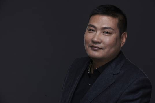 黄海斌（香港聚赢集团董事长）