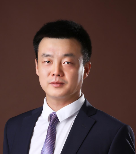 孟令航(中国民航大学副教授)