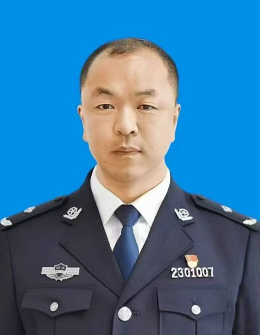 刘凌峰（黑龙江省监狱管理局党委委员）