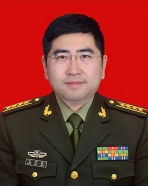 宋景春（中国人民解放军联勤保障部队第九〇八医院重症医学科主任）