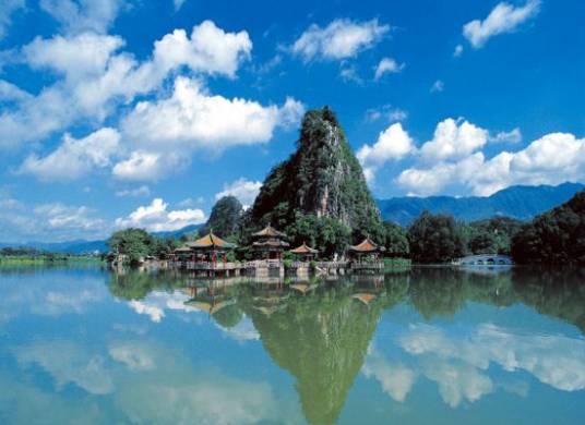 肇庆市星湖旅游景区
