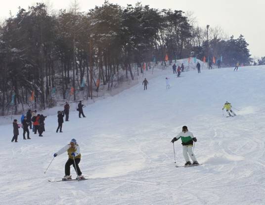东北亚国际滑雪场