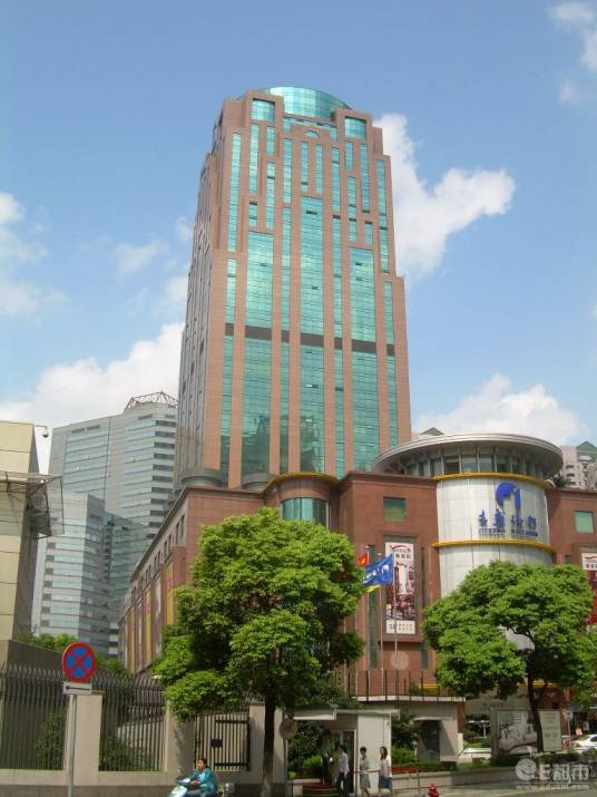 新虹桥中心大厦