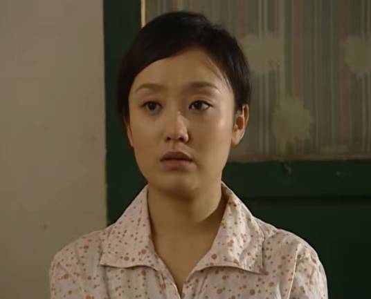 小莲（中国电视剧《渴望城市》的女角色）