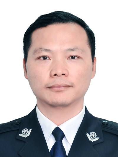 袁志坚（江西警察学院原院长）