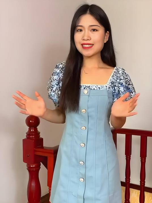 菲菲美妆穿搭