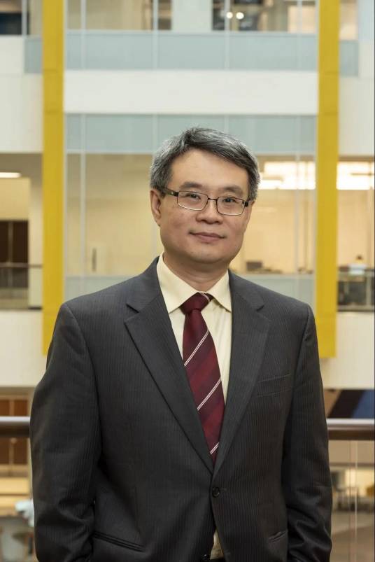 陈怡然（美国国家发明家学院院士，美国计算机学会会士，杜克大学约翰·科克电气与计算机工程杰出教授）