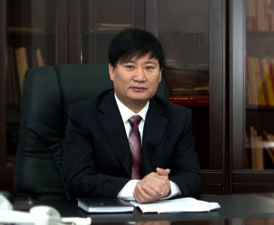 王中立（原河南省郑州市教育局二级巡视员）