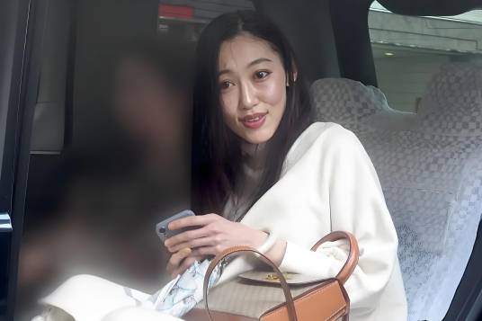 末延麻裕子