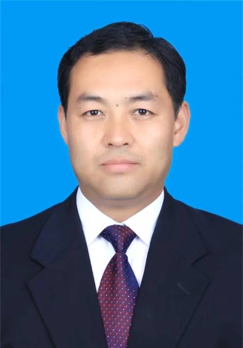 成卓（甘肃省定西市安定区委副书记、区人民政府副区长、代理区长）