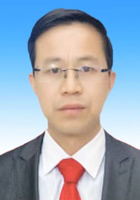 王小桃（江西省吉安市安福县洲湖镇党委书记、四级调研员）
