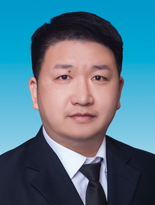 冯俊峰（湖北省宜昌市猇亭区住房保障服务中心党组副书记、副主任）