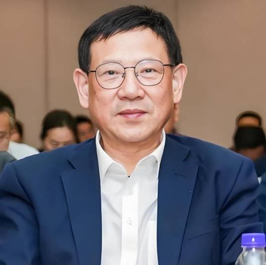 崔忠付（中国物流与采购联合会党委委员、总经济师）