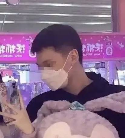 冯德兵（小米原职工）