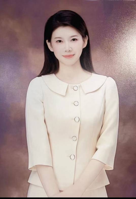 魏丹(主持人)
