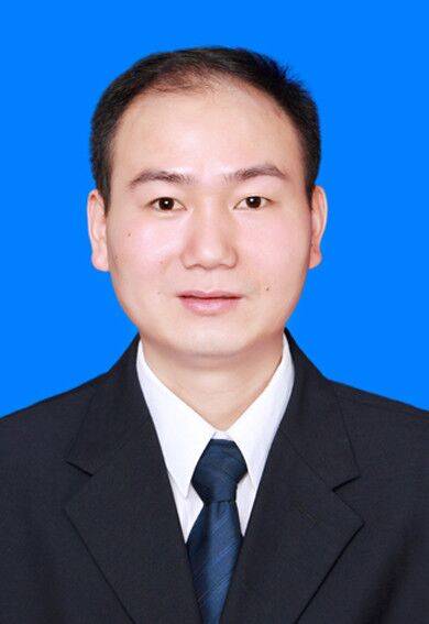姜志强（贵州省黔东南苗族侗族自治州施秉县委原书记）