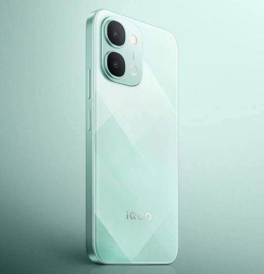 iQOO Z11X