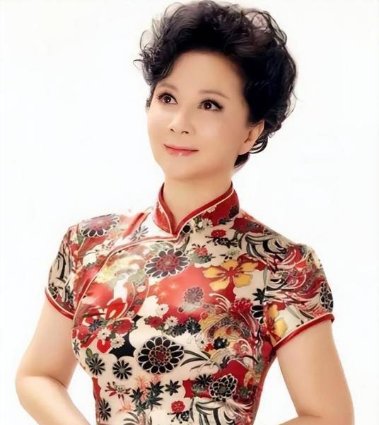 蔡明（中国著名小品演员）