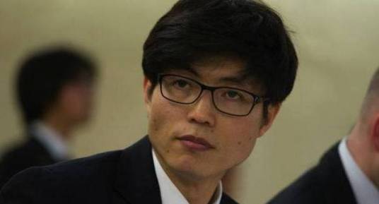 申东赫