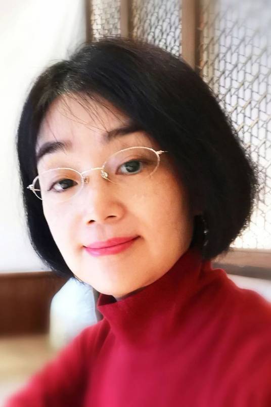 胡海青（上海宋庆龄学校专家委员会成员）