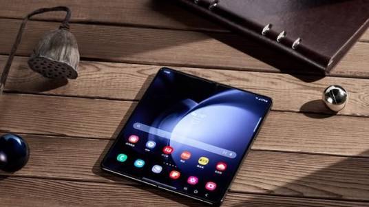 三星Galaxy Z Fold 6