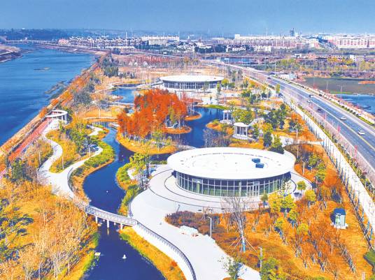 月亮湾生态湿地公园