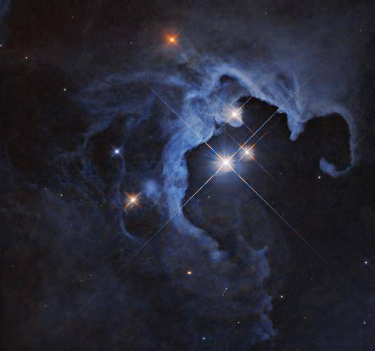 星际空间（恒星之间的广阔区域）