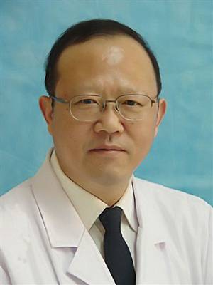 胡德福（成都军区联勤部机关医院内科副主任医师）