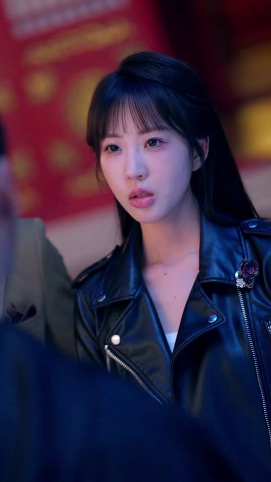 彭丹丹（短剧女演员）