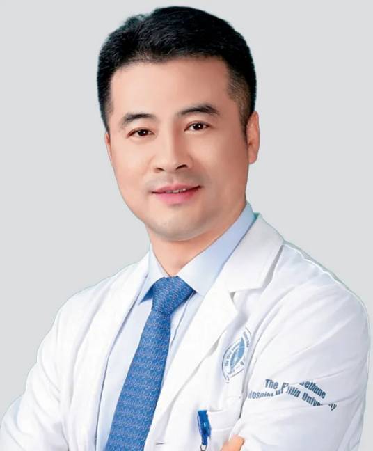 刘彬（吉林大学第一医院院长、党委副书记）
