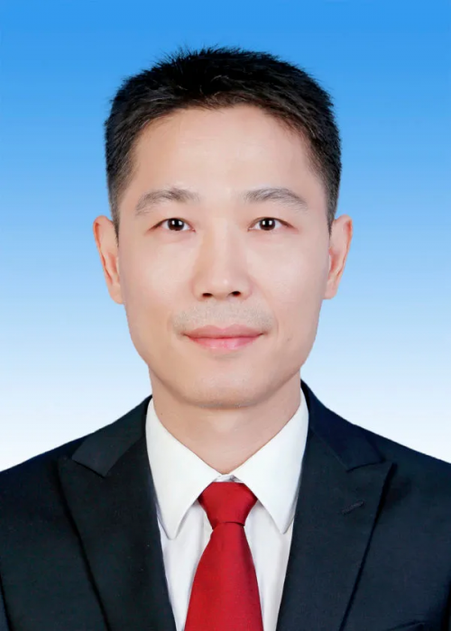 熊明（江西省南昌市委常委、市纪委书记，市监察委员会主任）