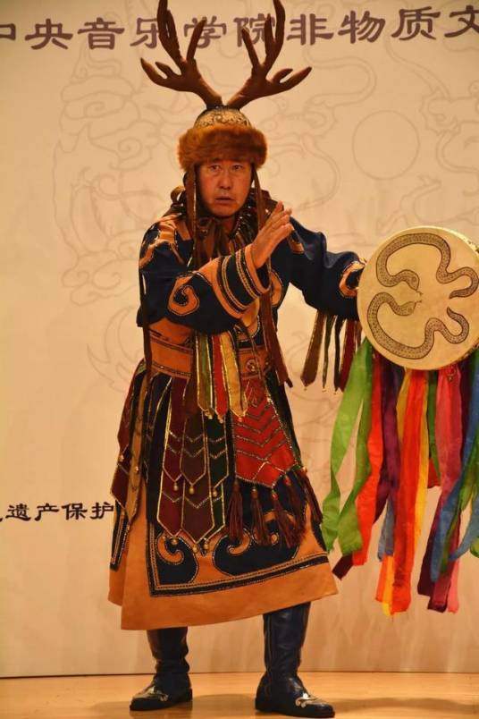 赫哲族伊玛堪