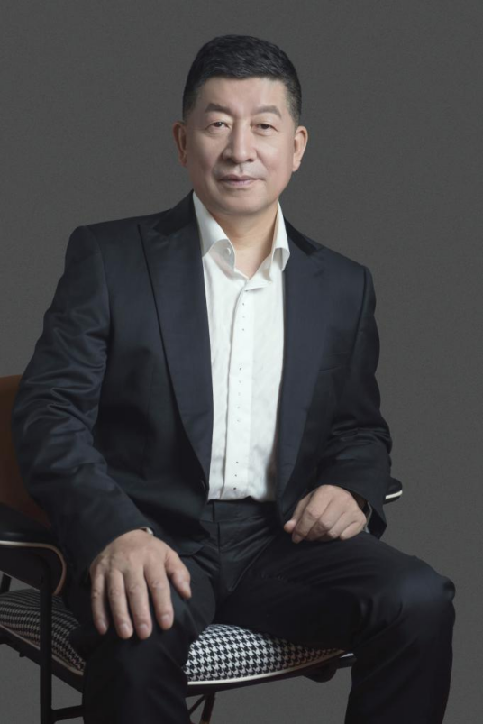 林德英(生活家地板总经理)
