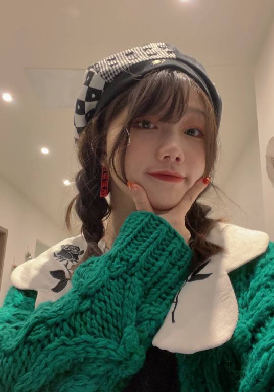 谢莹（中国内地女性配音演员）