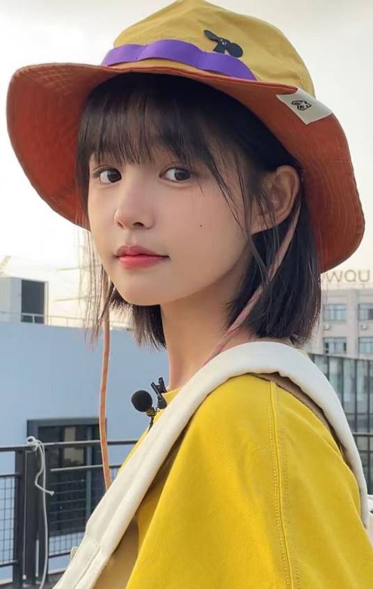 杨伊璐