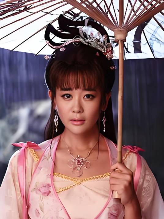 银黛（神话剧《八仙传奇》和《剑侠》等作品中的角色）