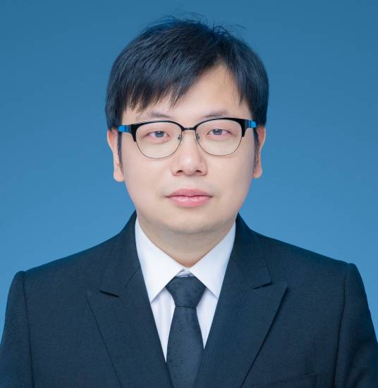 洪源（安徽省六安市金寨县委常委、县纪委书记、县监委主任）
