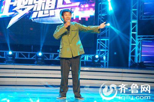 贾春明（蛤蟆歌王）