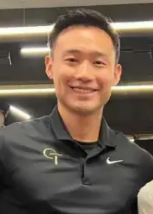 林俊贤（健身教练、蔡卓妍的男友）
