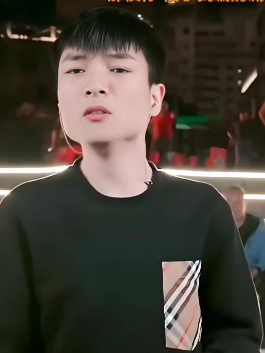 励志歌手王亮
