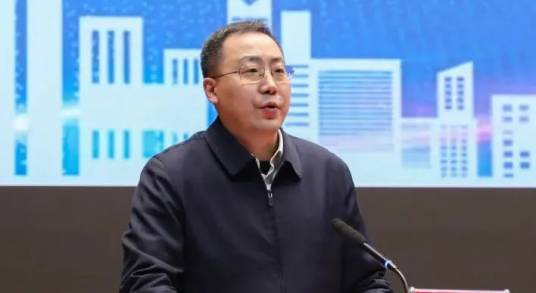 严冬（江苏省常州市中级人民法院党组书记）